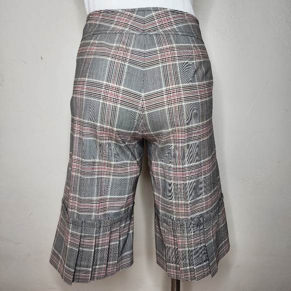 Carolina Herrera New York Lightweight Stretch Wool Plaid Bermuda Shorts - Picture 3 of 13